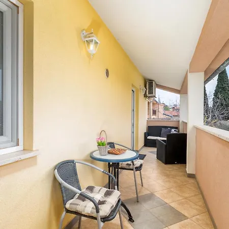 Apartment App M1 *